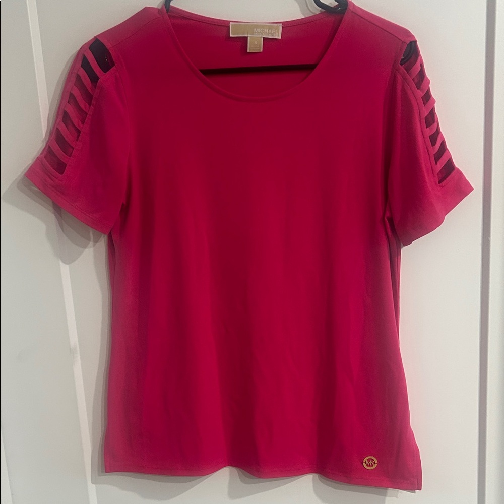 Chic Hot Pink Top with Cut-Out Sleeves